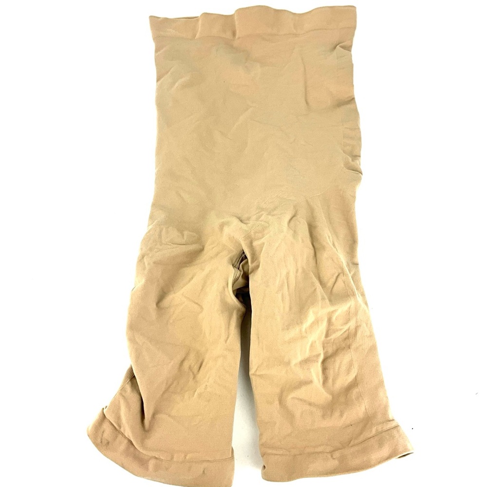 Skims Seamless Sculpt High-Waisted Above the Knee Short Clay NWOT